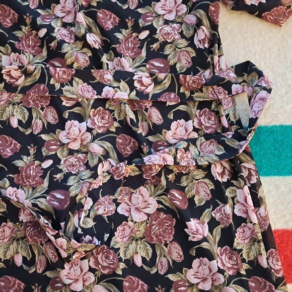 ARITZIA Wilfred Broadway Dress, black/berry floral, sz M - Picture 8 of 10